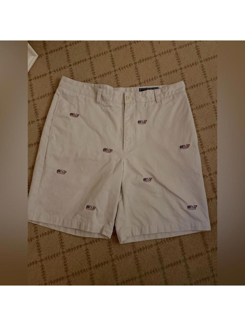 Vineyard Vines embroidered USA American Flag Whale Khaki Club shorts 34
